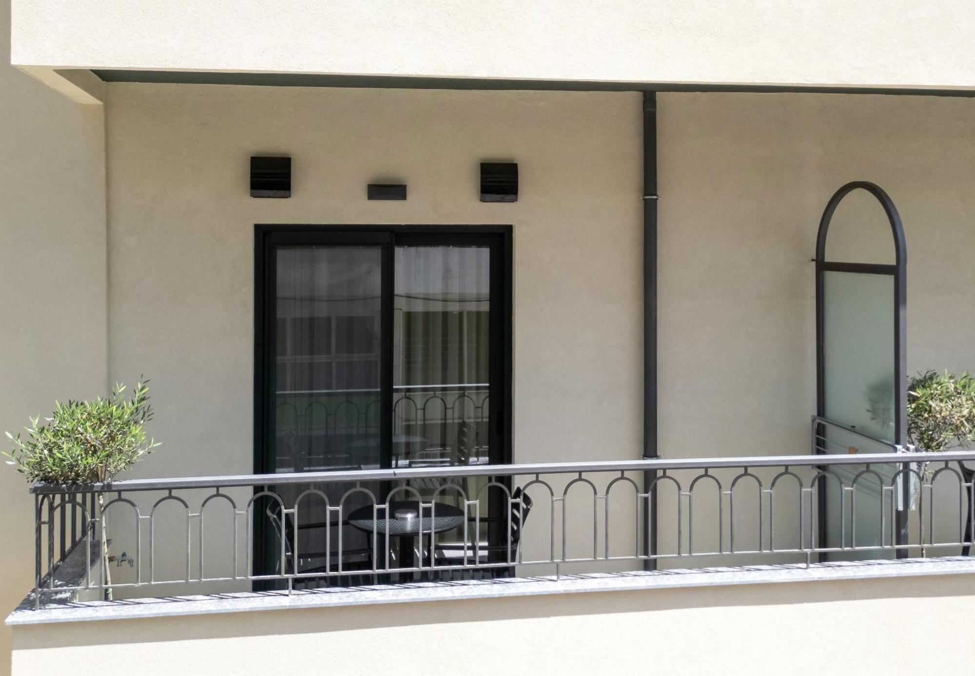 Evripidou 7 - Kalamata Mediterranean Suites Zewnętrze zdjęcie