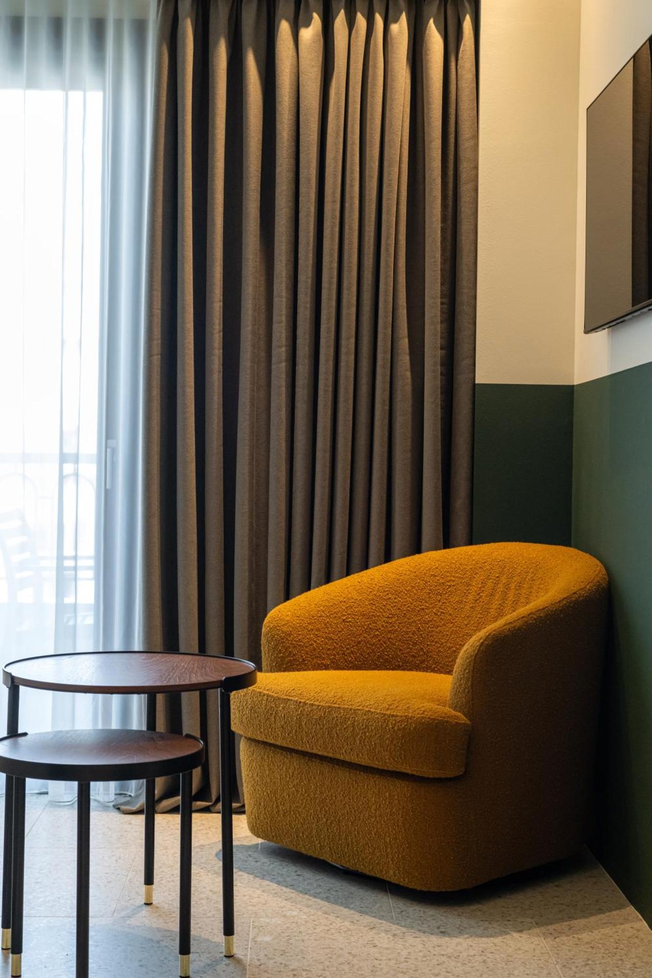 Evripidou 7 - Kalamata Mediterranean Suites Zewnętrze zdjęcie